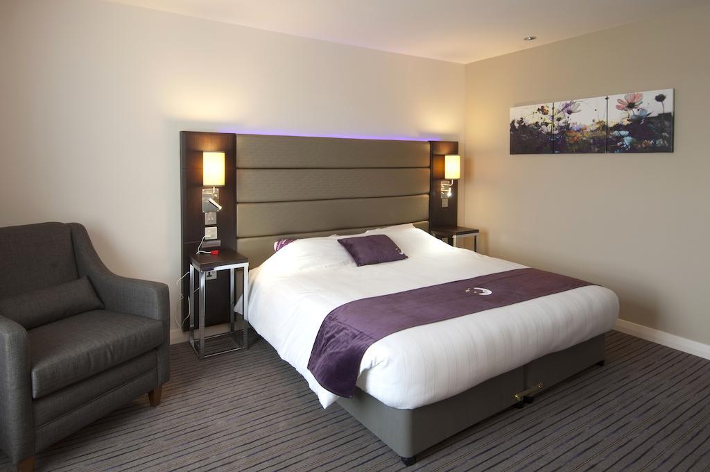 Premier Inn Stirling City Centre Phòng bức ảnh